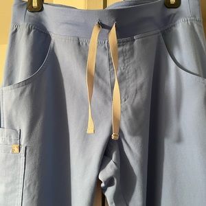 Figs cargo pants Sise M